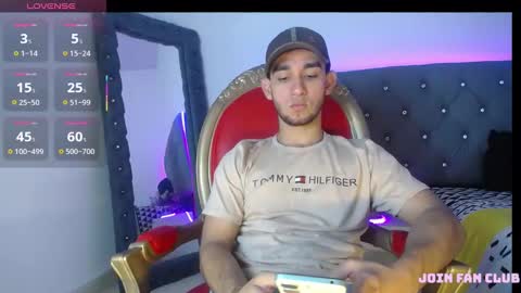 alexiscollinss online show from March 8, 2:55 am