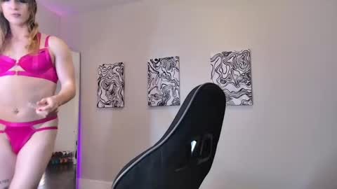 Alexis Jordan  online show from December 3, 3:04 am