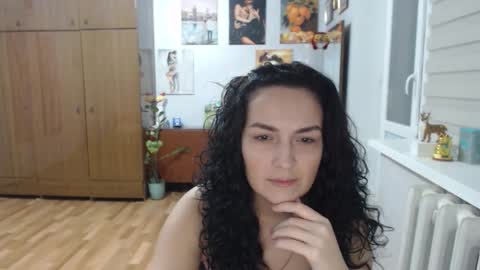 AlexisMillers online show from December 5, 10:07 pm