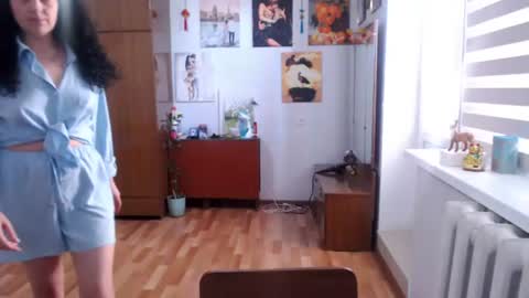AlexisMillers online show from June 13, 12:37 pm