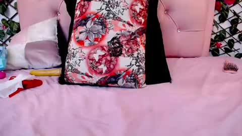 alexita_sweet online show from June 11, 8:29 pm