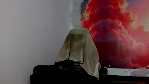 Alex online show from December 3, 7:25 pm