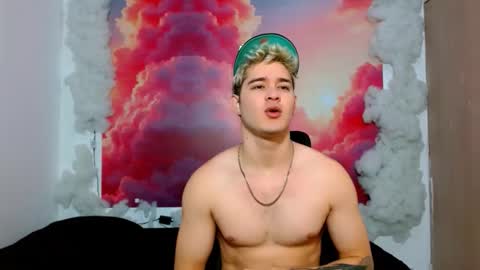 Alex online show from December 2, 7:23 pm