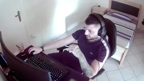 alexthepro00 online show from June 10, 8:35 am