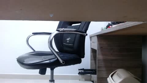 Alex online show from February 6, 1:05 am