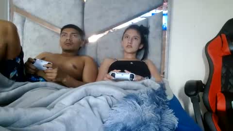alex y luisa online show from July 9, 4:33 pm