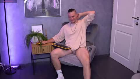 Alex online show from July 22, 5:42 am
