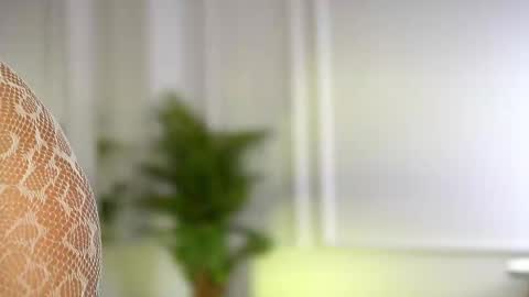 alexxiskye online show from November 19, 8:57 am