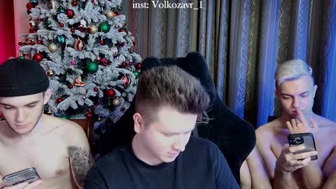 AlexDimaIgor online show from December 17, 10:43 pm