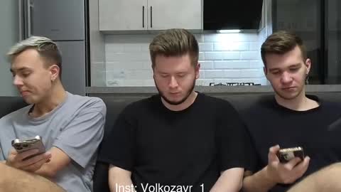 AlexDimaIgor online show from November 2, 8:31 pm