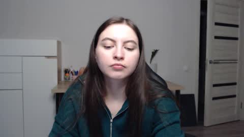 Snapshot of alice_________________________ chatting on February 26, 8:36 pm Alice online show from February 26, 8:36 pm