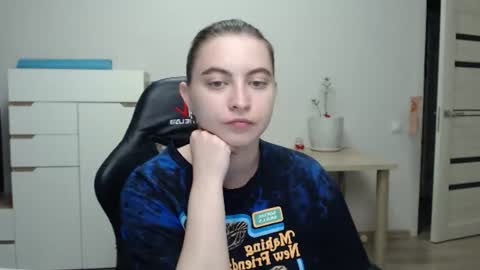 Alice online show from July 9, 8:24 pm
