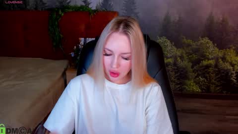 Alice online show from October 15, 1:09 am