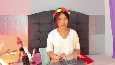  Alice Evans online show from February 5, 4:48 am