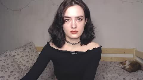 Alice online show from April 26, 9:56 pm