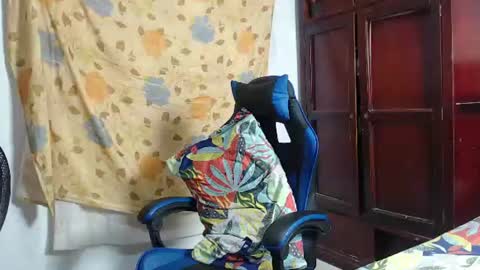 alice online show from July 10, 6:56 pm