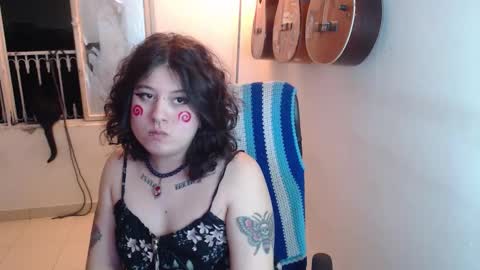 Alicia Aldara online show from November 17, 5:10 am