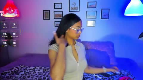 alice_simmons online show from March 1, 1:15 pm