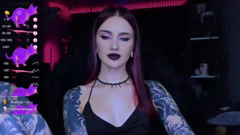 Alice online show from October 24, 6:52 pm