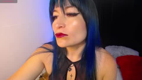 Snapshot of alice_sweetmomma chatting on October 7, 6:59 pm Alice online show from October 7, 6:59 pm