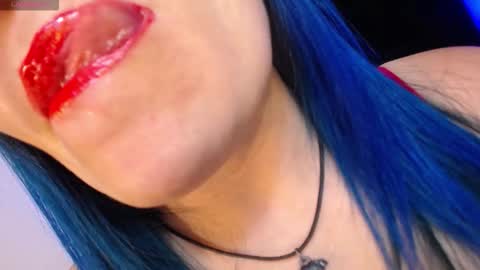 Snapshot of alice_sweetmomma chatting on October 10, 8:35 pm Alice online show from October 10, 8:35 pm