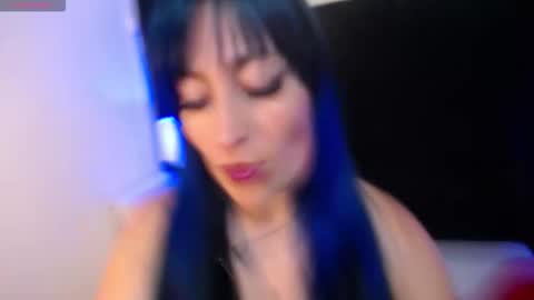 Snapshot of alice_sweetmomma chatting on October 13, 5:37 pm Alice online show from October 13, 5:37 pm