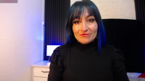 Snapshot of alice_sweetmomma chatting on October 15, 7:37 pm Alice online show from October 15, 7:37 pm