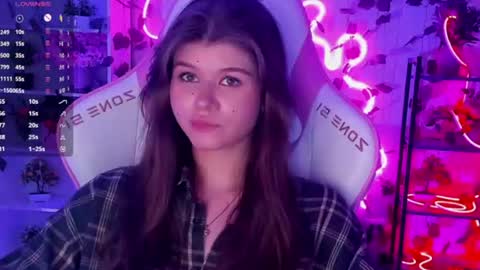 Alice online show from July 8, 8:01 pm