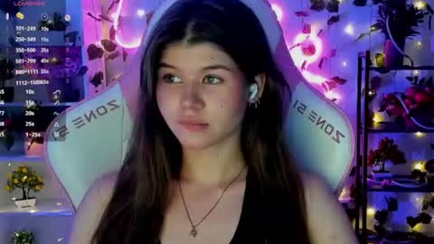 Alice online show from July 19, 8:55 pm