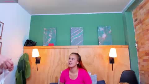 Alice and Asia online show from December 15, 4:14 pm