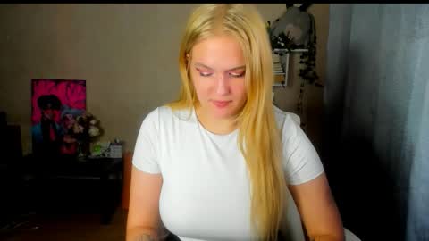 AliceCasey online show from November 25, 2:38 pm