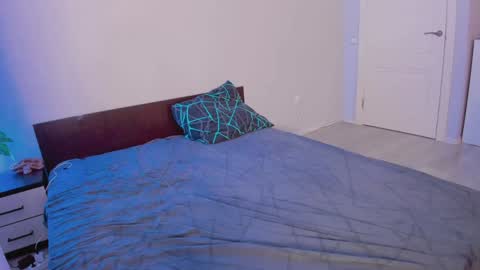 AliceCasey online show from January 17, 10:45 pm