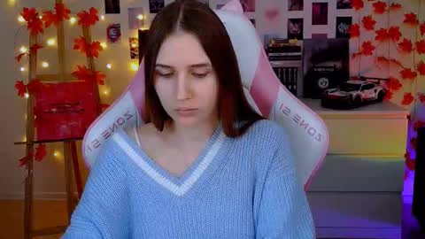 alicecharmy online show from November 27, 8:00 am