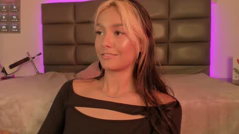 Alice  online show from September 12, 2:19 pm