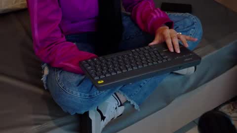 alicecoffin online show from February 27, 1:17 pm