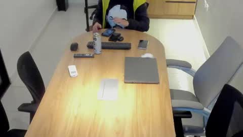 alicecoffin online show from June 24, 9:16 am