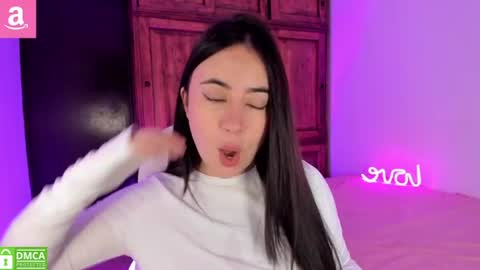 Aliceee  ..   97YP9VWGZHrefnav wishlist lists 1 online show from July 20, 8:10 pm