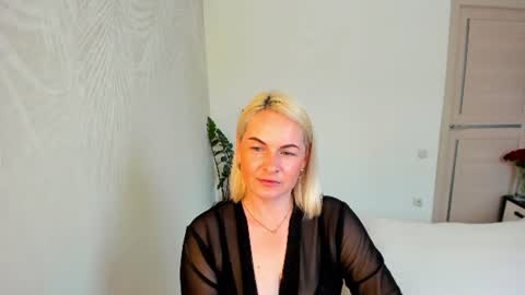 Alicee online show from June 14, 10:06 am