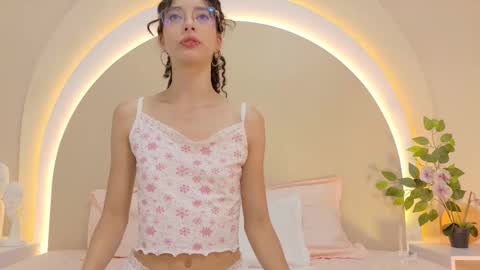 alice online show from November 18, 6:22 pm