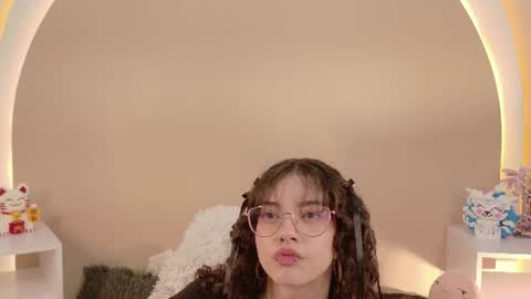 alice online show from August 3, 6:03 pm