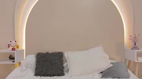 alice online show from March 3, 7:32 pm