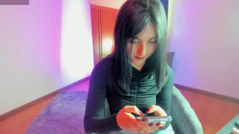 Alice online show from April 15, 7:58 pm