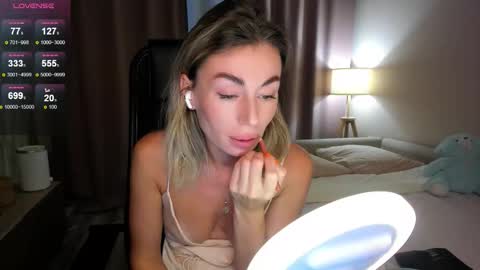 Daniella online show from November 27, 2:08 am