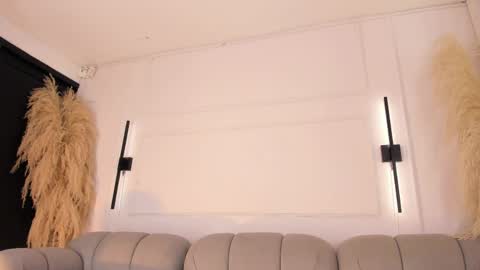 Alice  online show from April 2, 12:29 am