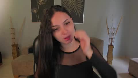 Alice online show from November 23, 3:32 pm