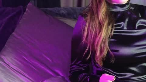 alicejameson online show from January 15, 8:48 pm