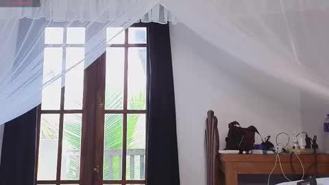 Alice  vacation  online show from March 1, 5:22 am