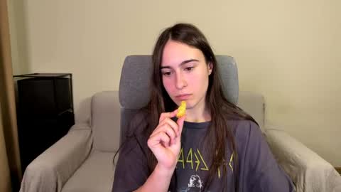 alicekollt online show from May 25, 10:27 pm