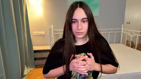 alicekollt online show from June 14, 2:24 am