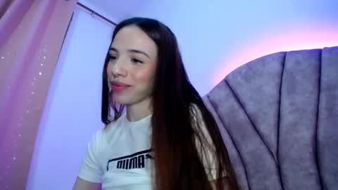 Snapshot of alicemary_533 chatting on October 27, 6:02 am Your Alice  online show from October 27, 6:02 am